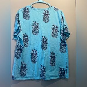 Knickerbocker sweet looking men’s T-shirt! Size L